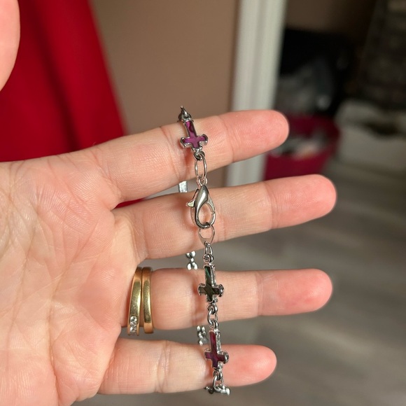 4/$50 PAUA SHELL Silver and Green Clover Cross Bracelet ✝️ - Picture 6 of 6